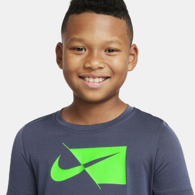 Nike Core Big Kids\' (Boys\') Short-Sleeve Top